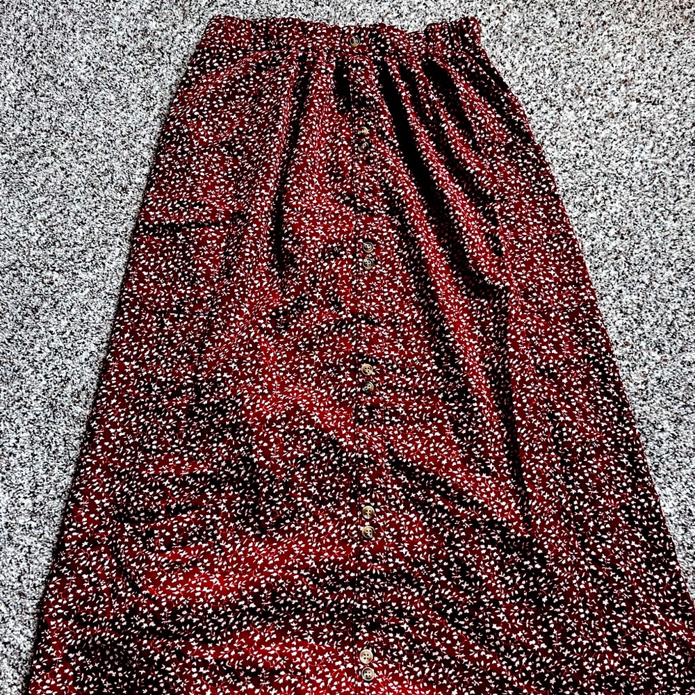 Roolee Black and Red Patterned Pencil Skirt